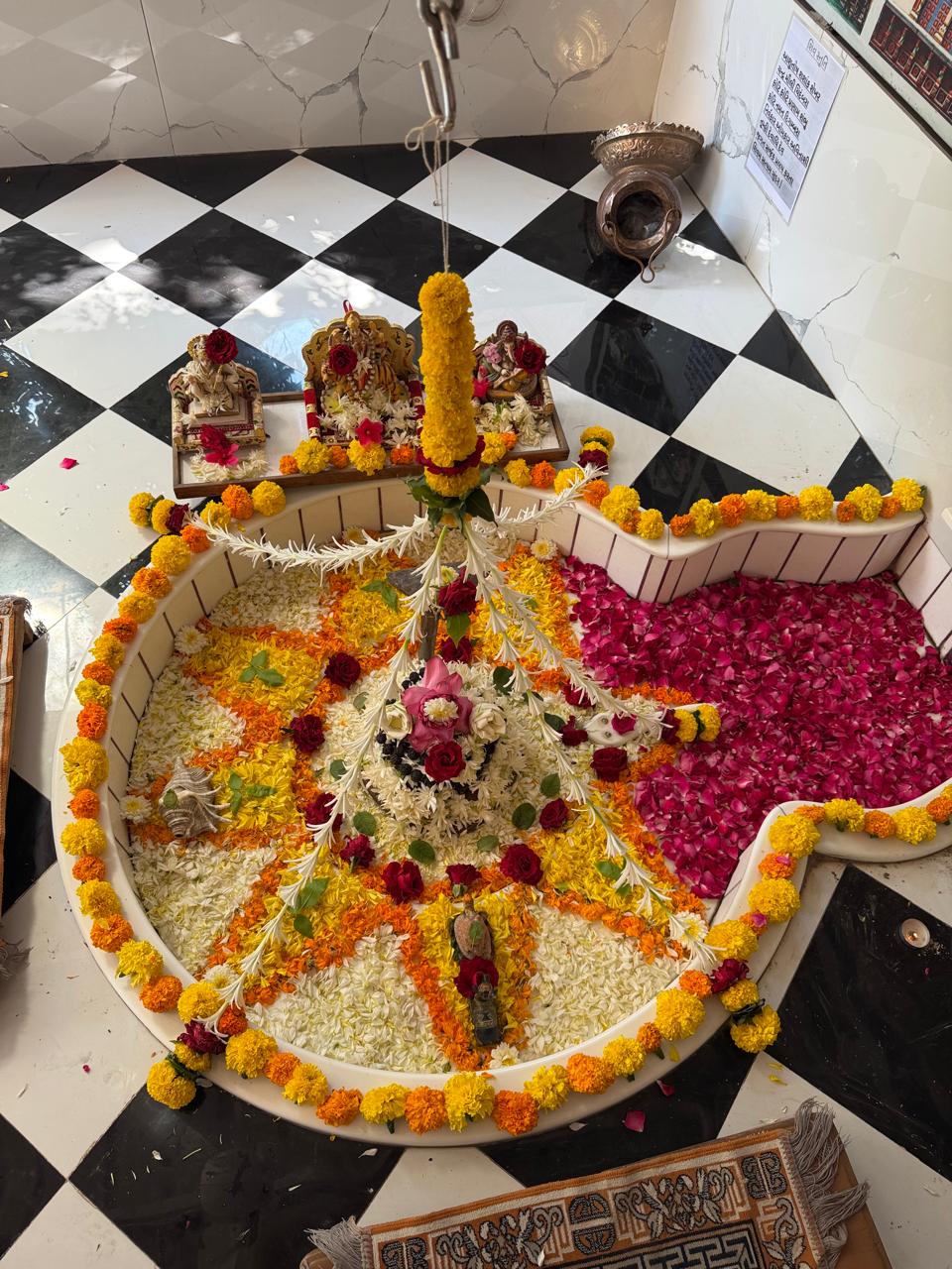 Mahadev Decor